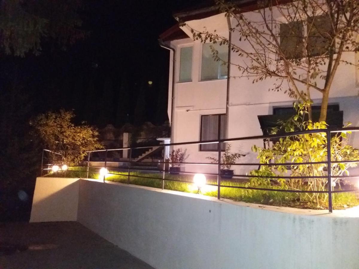 דירות בראשוב Spirii House מראה חיצוני תמונה