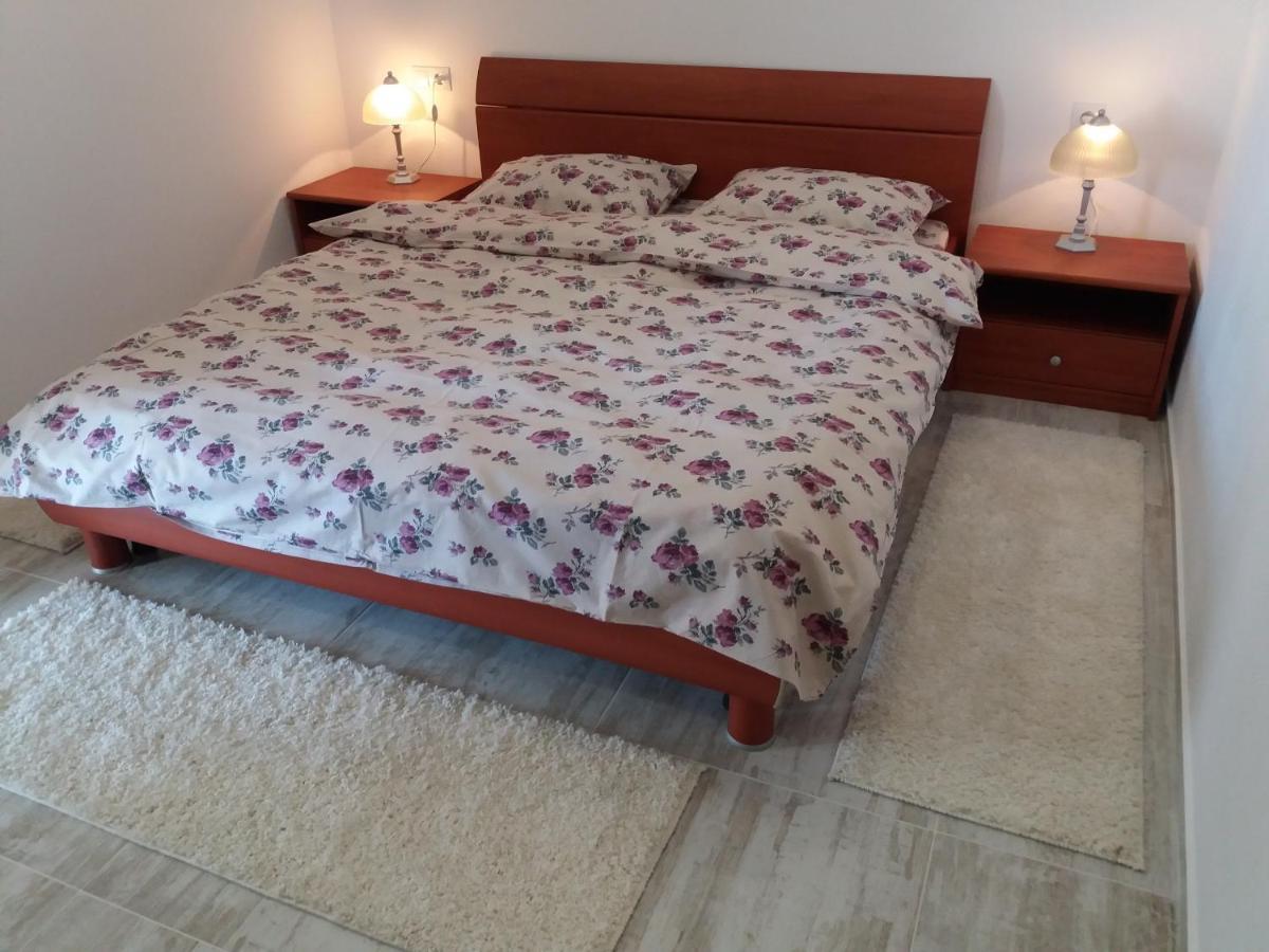 דירות בראשוב Spirii House מראה חיצוני תמונה