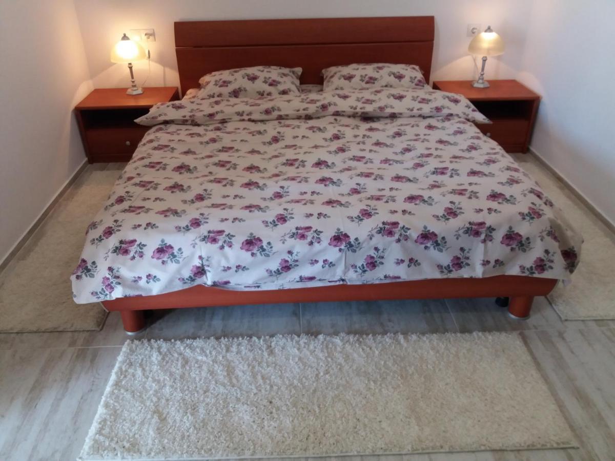 דירות בראשוב Spirii House מראה חיצוני תמונה
